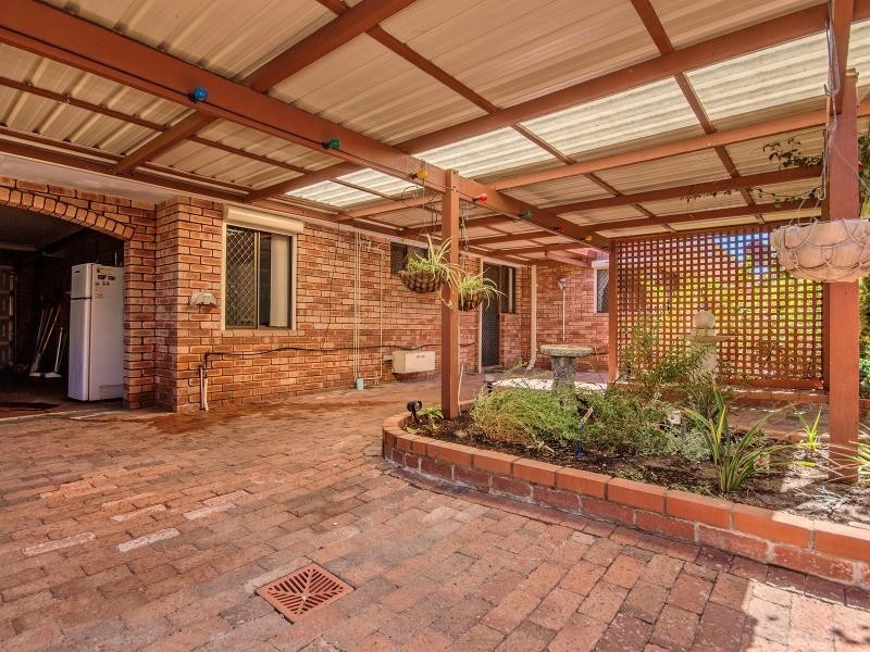 28 Donald Drive, Safety Bay WA 6169