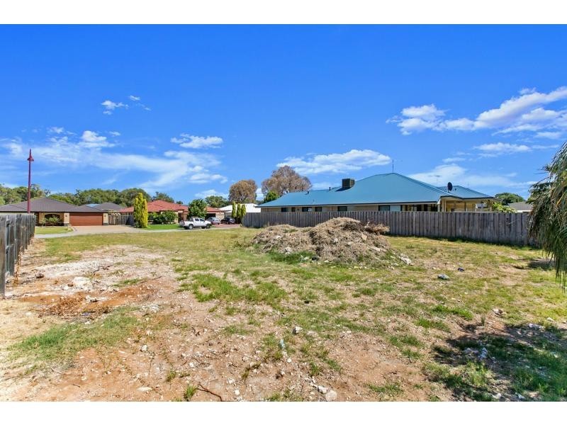 20 Glenelg Way, Meadow Springs WA 6210
