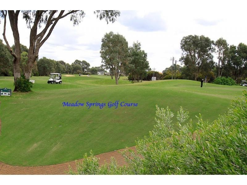 20 Glenelg Way, Meadow Springs WA 6210