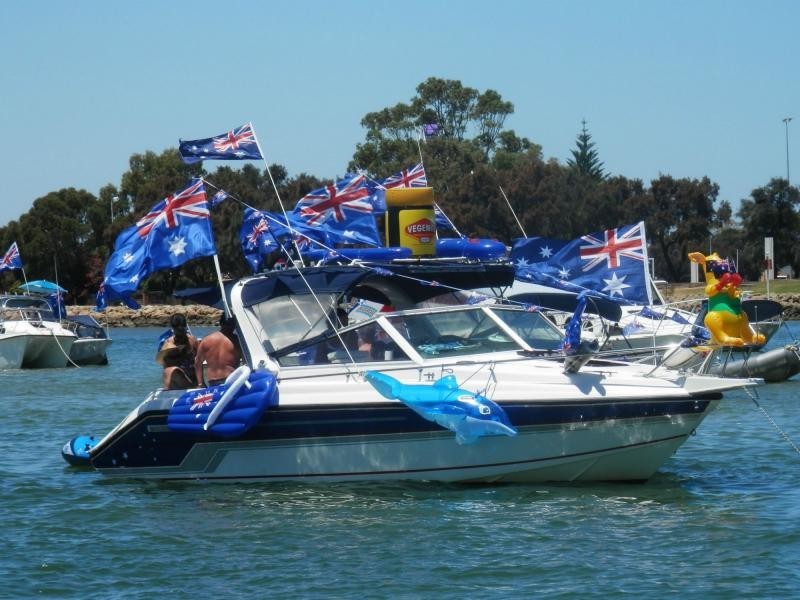 20 Glenelg Way, Meadow Springs WA 6210