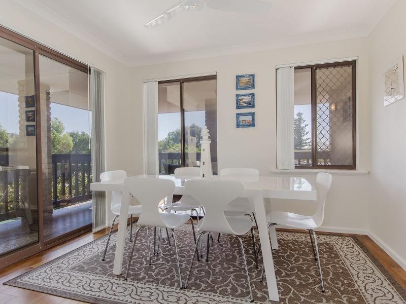 3/7 McLarty Road, Shoalwater WA 6169