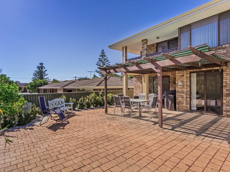 3/7 McLarty Road, Shoalwater WA 6169