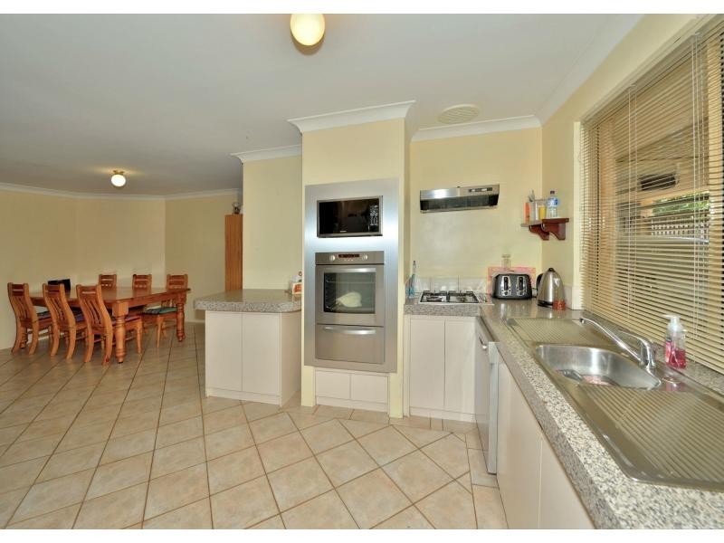 5 Briar Court, Greenfields WA 6210