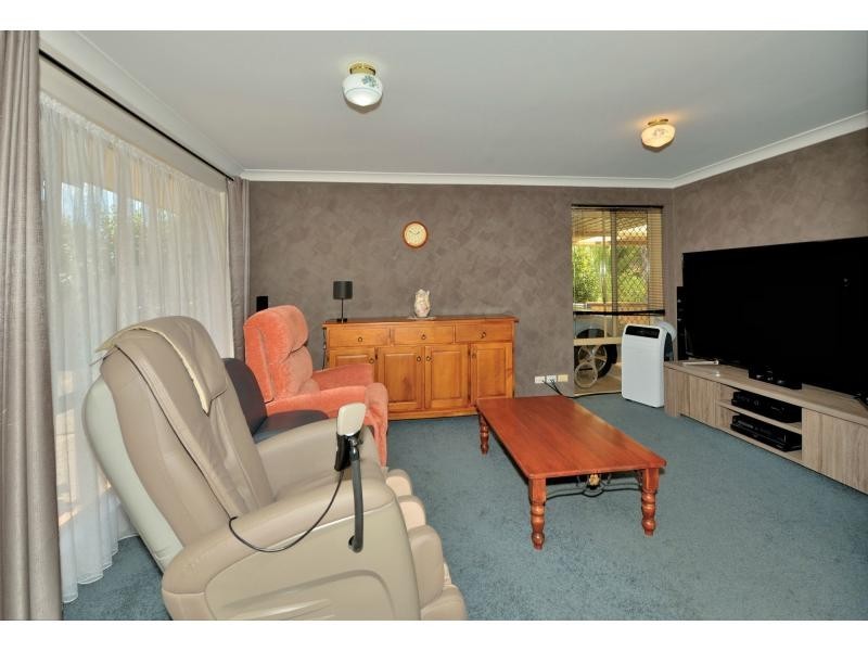 5 Briar Court, Greenfields WA 6210