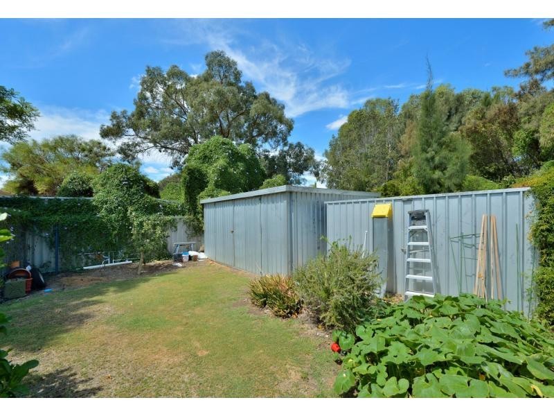 5 Briar Court, Greenfields WA 6210