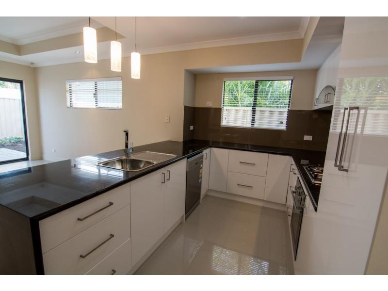 11C Stedham Way, Balga WA 6061