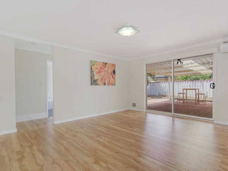 16 Laguardia Loop, Port Kennedy WA 6172