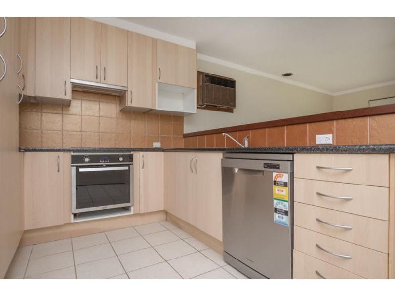 25 Weir Crescent, Beckenham WA 6107