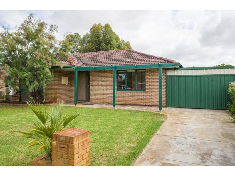 25 Weir Crescent, Beckenham WA 6107