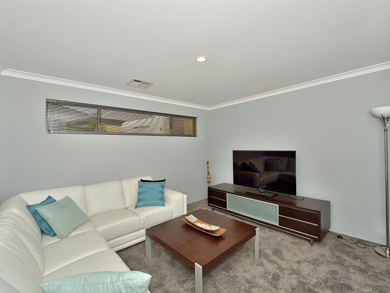 41 Len Howard Drive, Erskine WA 6210