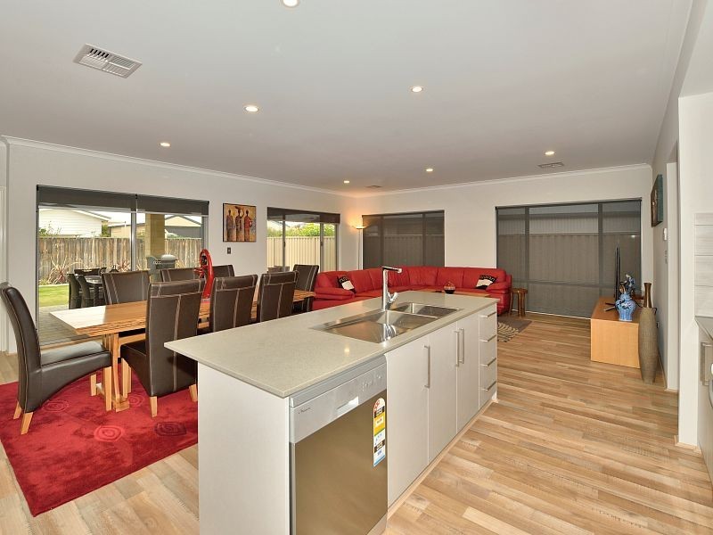 41 Len Howard Drive, Erskine WA 6210