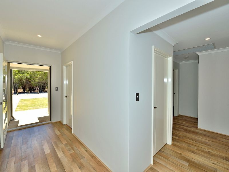 41 Len Howard Drive, Erskine WA 6210