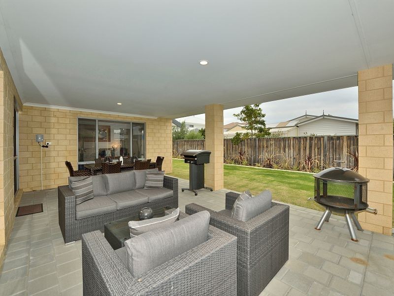 41 Len Howard Drive, Erskine WA 6210