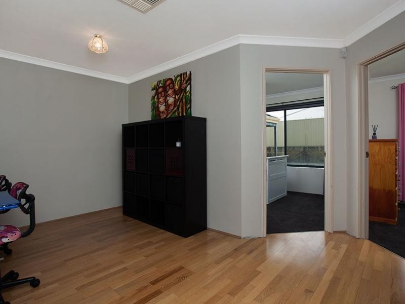 17 Monivae Vista, Tapping WA 6065