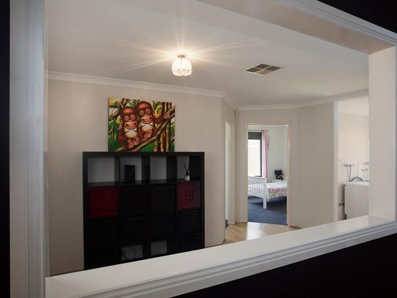 17 Monivae Vista, Tapping WA 6065