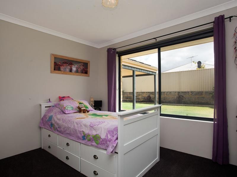 17 Monivae Vista, Tapping WA 6065