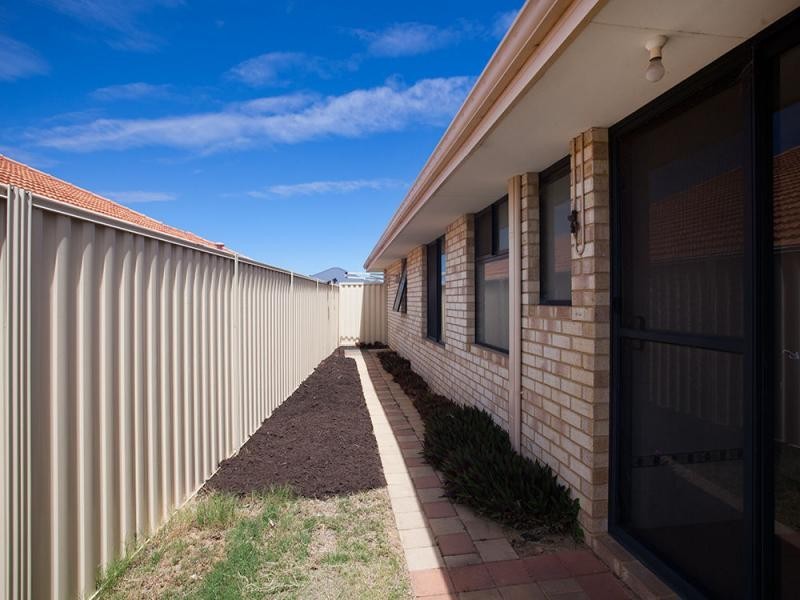 17 Monivae Vista, Tapping WA 6065