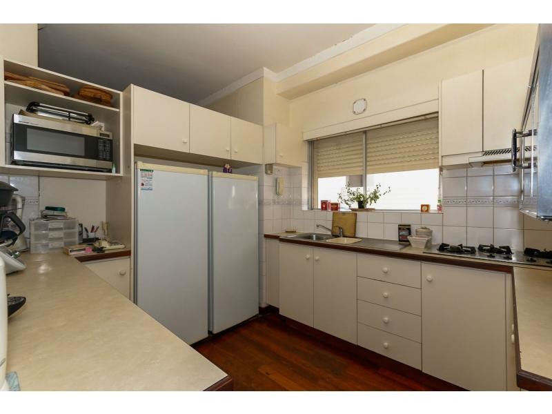 57 Arnott Street, Trigg WA 6029