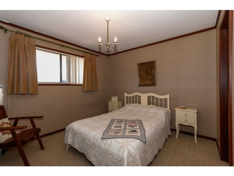 57 Arnott Street, Trigg WA 6029