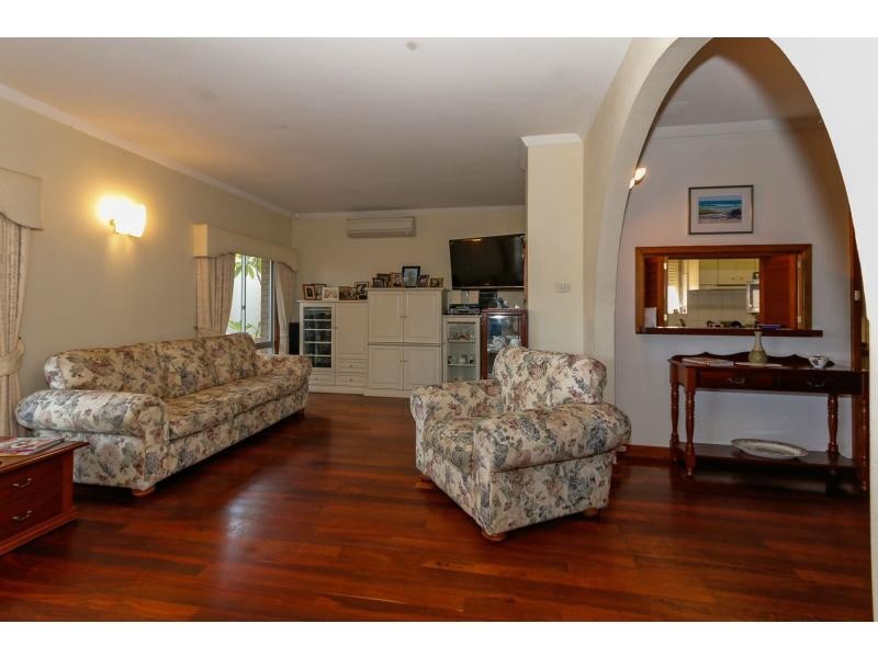 57 Arnott Street, Trigg WA 6029