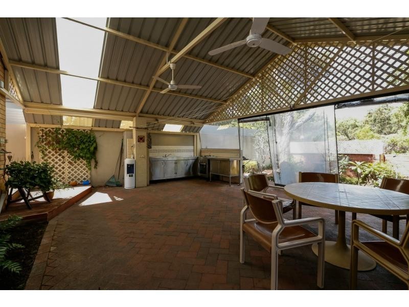 57 Arnott Street, Trigg WA 6029