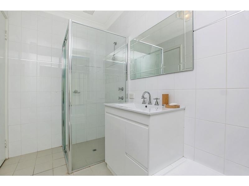 2 Beswick Gardens, Atwell WA 6164