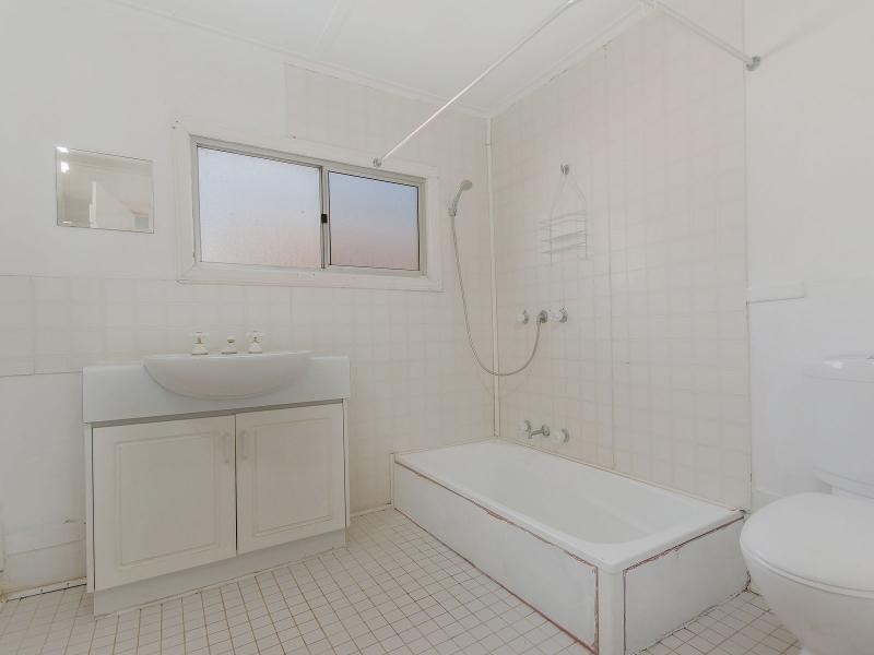 78 Lewington Street, Rockingham WA 6168