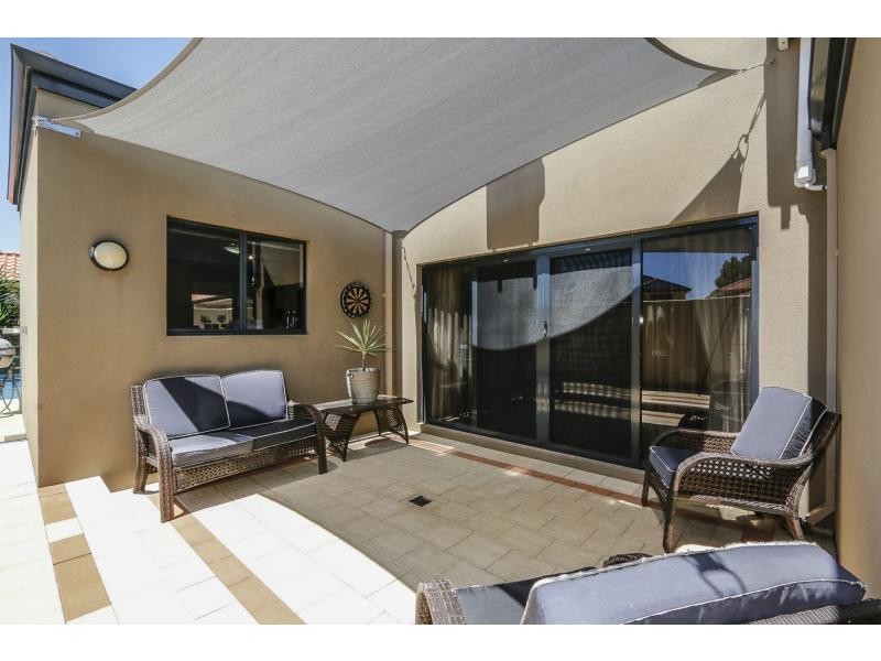 28 Talia Drive, Stirling WA 6021