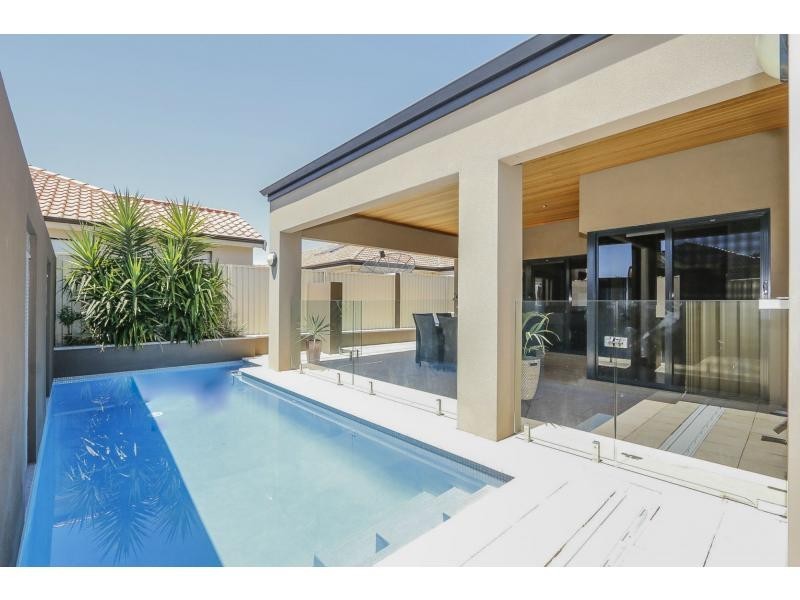 28 Talia Drive, Stirling WA 6021