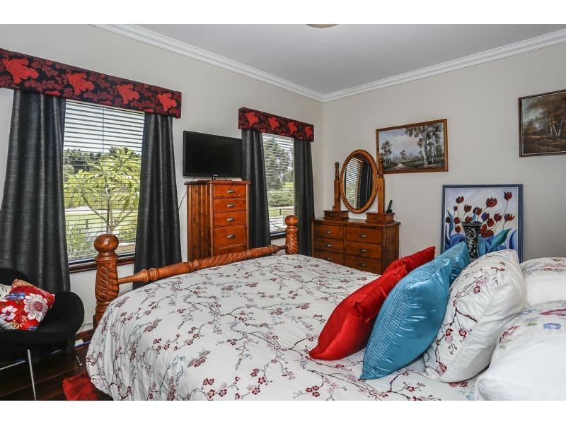 28 Talia Drive, Stirling WA 6021