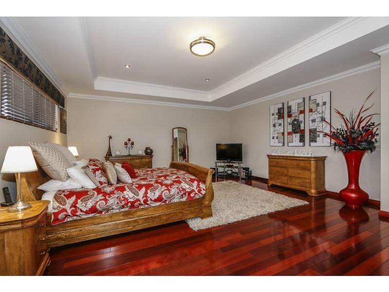 28 Talia Drive, Stirling WA 6021