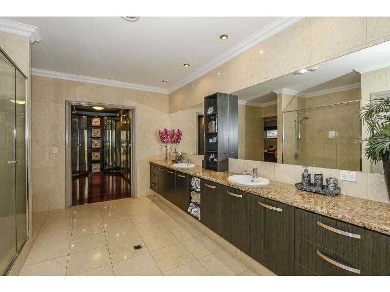 28 Talia Drive, Stirling WA 6021