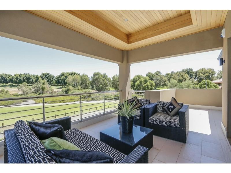 28 Talia Drive, Stirling WA 6021