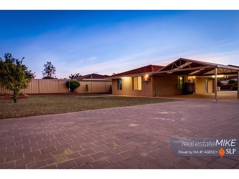 5 Flanders Place, Alexander Heights WA 6064