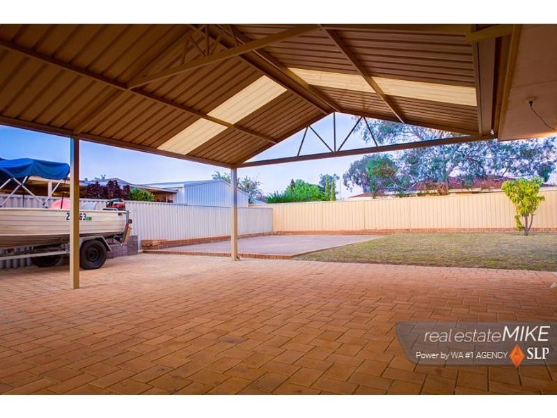 5 Flanders Place, Alexander Heights WA 6064