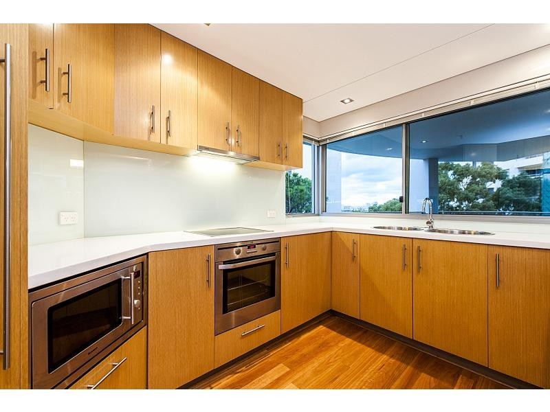 4/152 Mill Point Road, South Perth WA 6151
