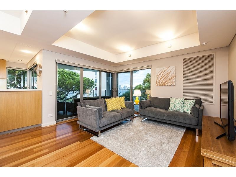 4/152 Mill Point Road, South Perth WA 6151