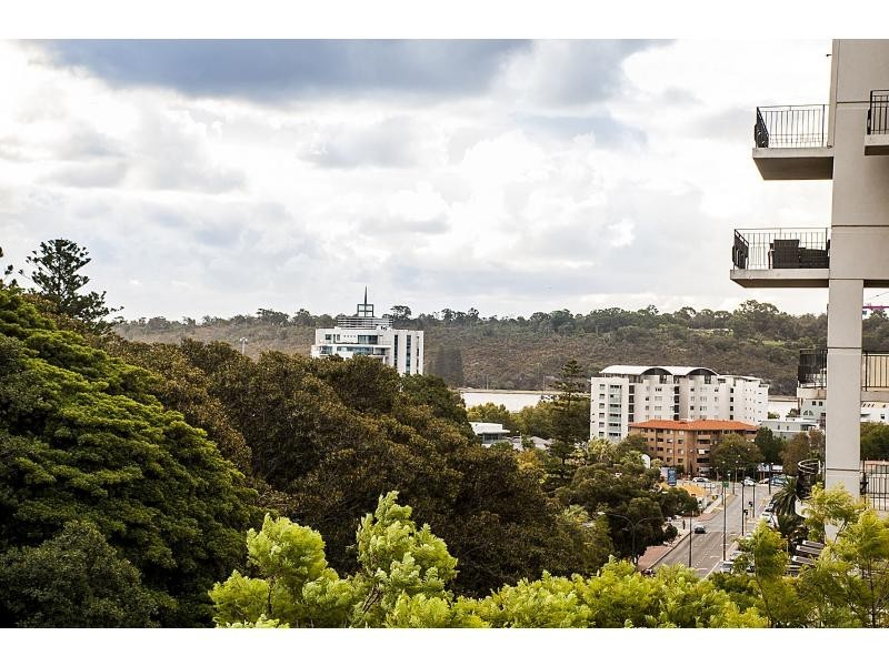 4/152 Mill Point Road, South Perth WA 6151