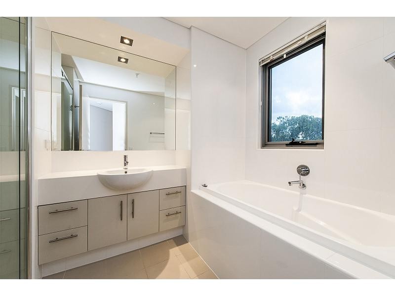4/152 Mill Point Road, South Perth WA 6151