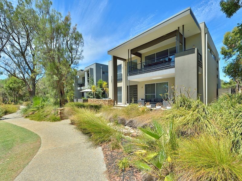 5 Cassowary Crescent, Coodanup WA 6210