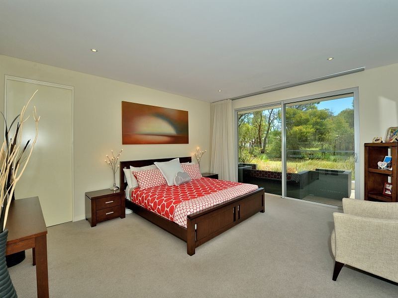 5 Cassowary Crescent, Coodanup WA 6210