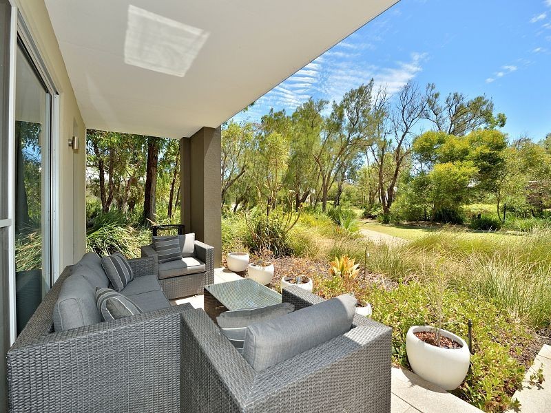 5 Cassowary Crescent, Coodanup WA 6210