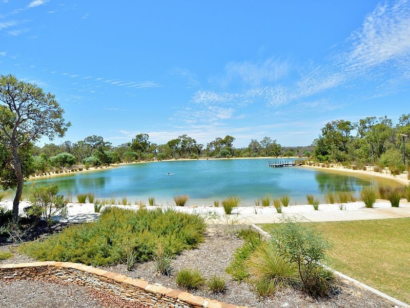 5 Cassowary Crescent, Coodanup WA 6210