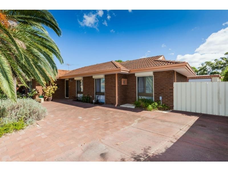 10 Rudall Way, Padbury WA 6025