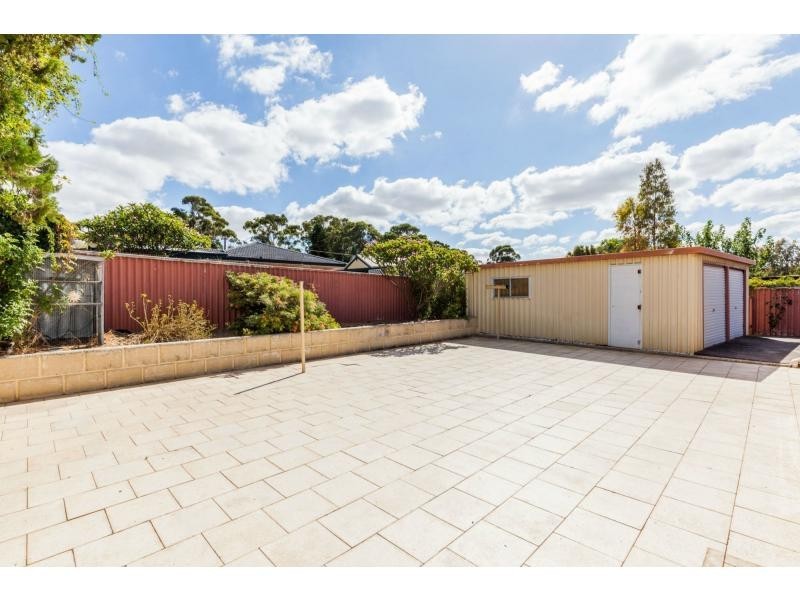 10 Rudall Way, Padbury WA 6025