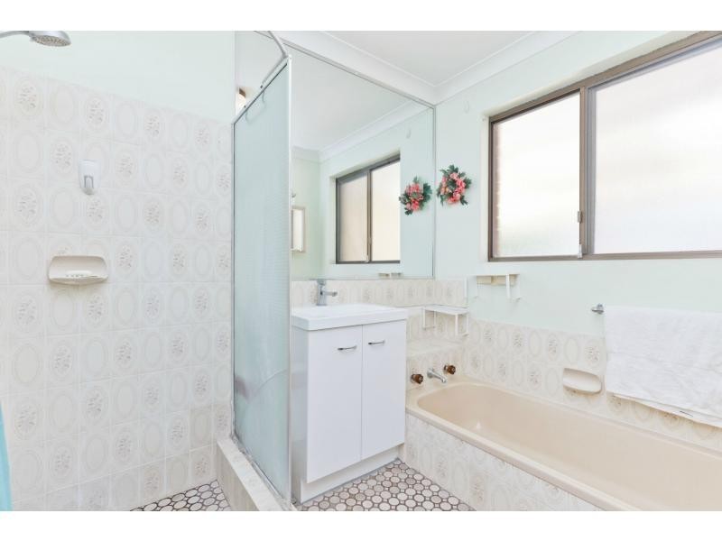 10 Rudall Way, Padbury WA 6025