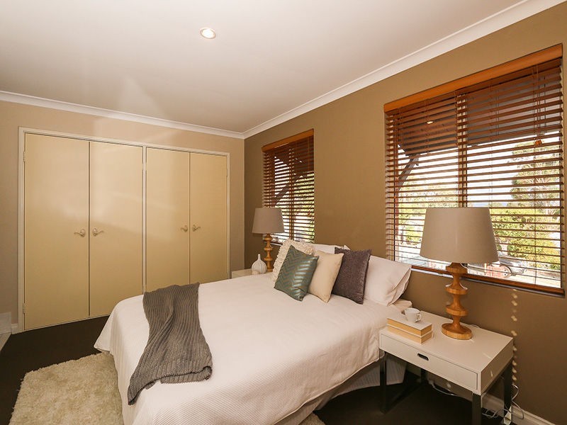 3/5 Conroy Street, Maylands WA 6051