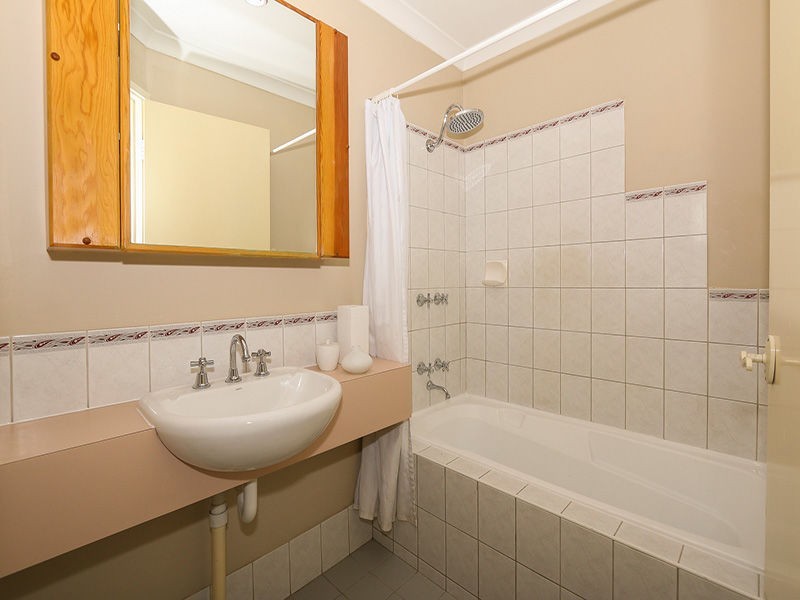 3/5 Conroy Street, Maylands WA 6051