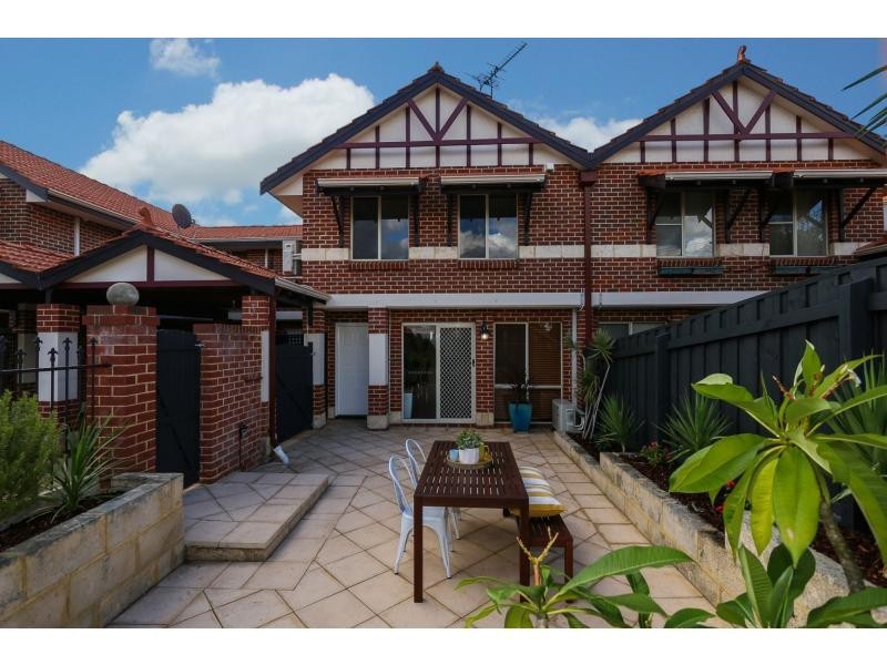 3/5 Conroy Street, Maylands WA 6051