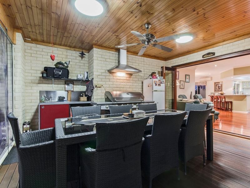 26 Harrington Waters Drive, Waikiki WA 6169